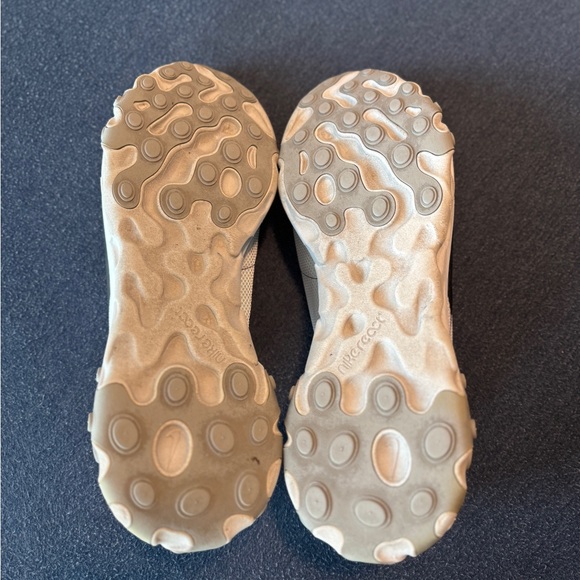 Nike Running Shoes - Picture 7 of 7